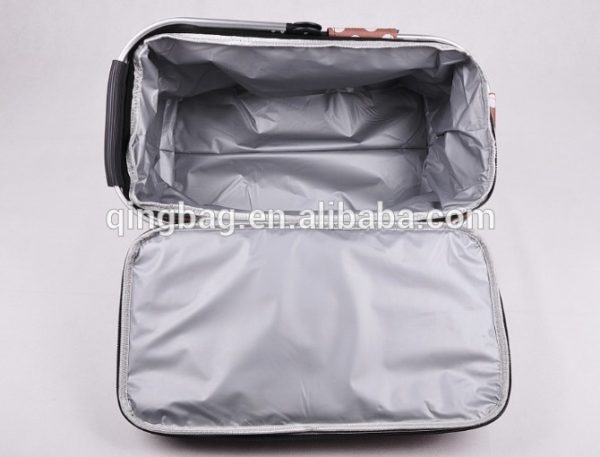 Outdoor camping insulated picnic cooler basket