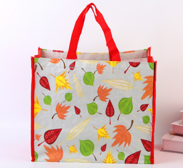 Factory customized Waterproof laminated pp woven bags colorful printing