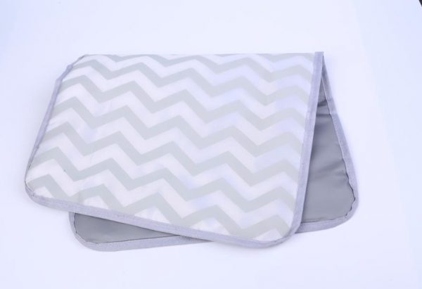 Hot selling in Amazon 900D waterproof polyester top quality diaper bag with changing pad